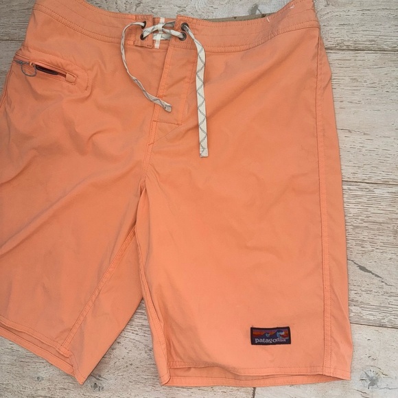 Patagonia Wavefarer Stretch Boardshorts Men’s 34 sherbet 9” - Picture 2 of 10